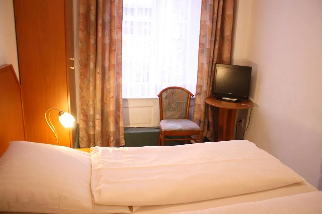 Hotel Alameda Hamburgo 2*,  Alemania